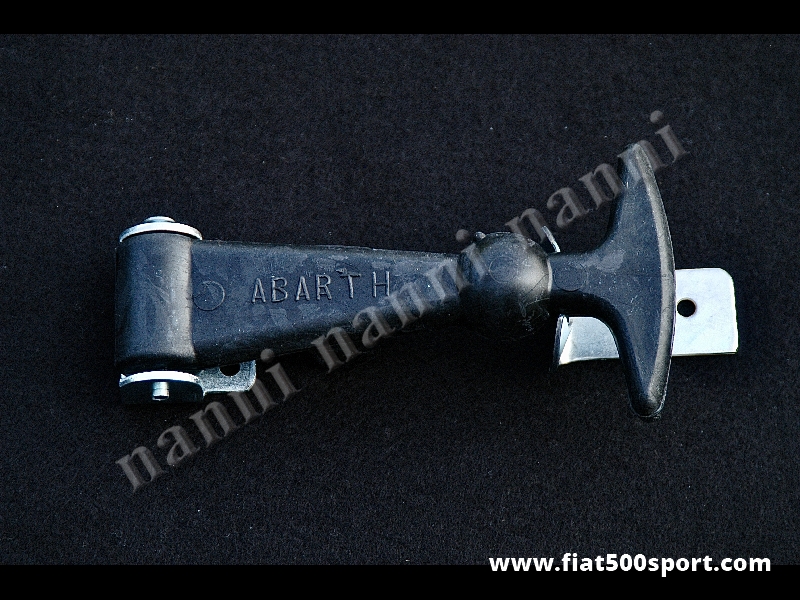 Art. 0008 - Abarth rubber bonnet fastener with mounting hardware. High - Abarth rubber bonnet fastener
with mounting hardware. High
Art. 0008 - Abarth rubber bonnet fastener with mounting hardware. High - Abarth rubber bonnet fastener
with mounting hardware. High