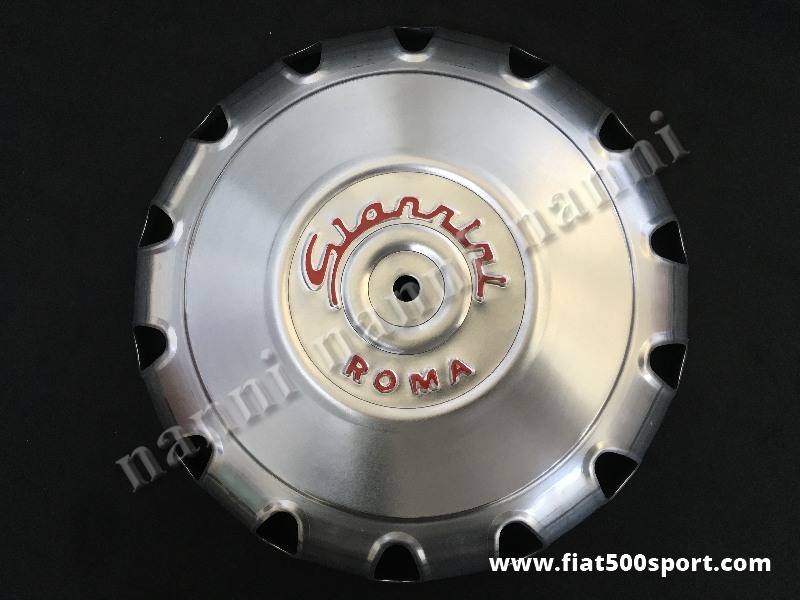 Art. 0095G - Borchia Fiat 500 Giannini per ruota originale. - Borchia Fiat 500 Giannini per ruota originale con scritta di colore rosso.
