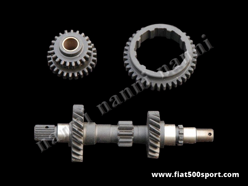 Art. 0120A - Ingranaggi Fiat 500 F L originali del cambio di altissima qualità.(kit revisione cambio) - Ingranaggi cambio Fiat 500 F L originali ( prima marcia, retromarcia e albero primario) di altissima qualità per revisionare il cambio.
