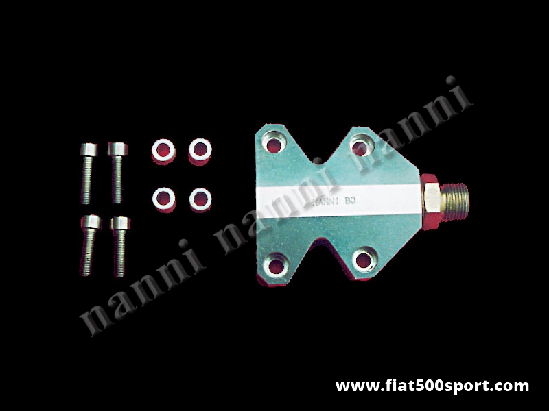 Art. 0211 - Supporto Fiat 500 Fiat 126 NANNI  per attacco radiatore olio sul carter distribuzione completo di raccordi in acciaio. - Supporto Fiat 500 Fiat 126 NANNI per attacco radiatore olio sul carter distribuzione completo di raccordi in acciaio.
