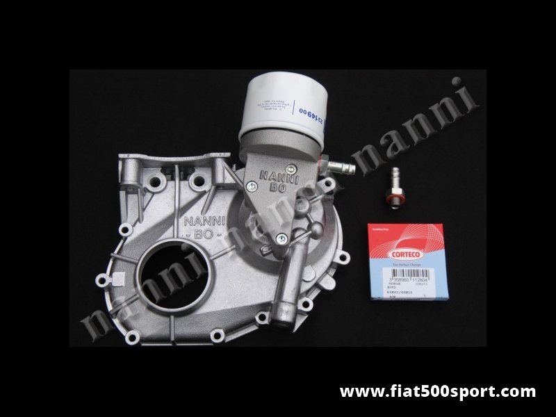 Art. 0212 - Coperchio distribuzione Fiat 500 Fiat 126 NANNI  nuovo modificato con supporto e filtro olio. - Coperchio distribuzione Fiat 500 Fiat 126 NANNI nuovo modificato con supporto e filtro olio completo di raccordi in acciaio, paraolio e guarnizione. A scelta si puo’ collegare con il radiatore dell’olio, oppure si puo’ raccordare direttamente con il monoblocco che e’ predisposto per l’entrata dell’olio.( e’ di nostra produzione).
