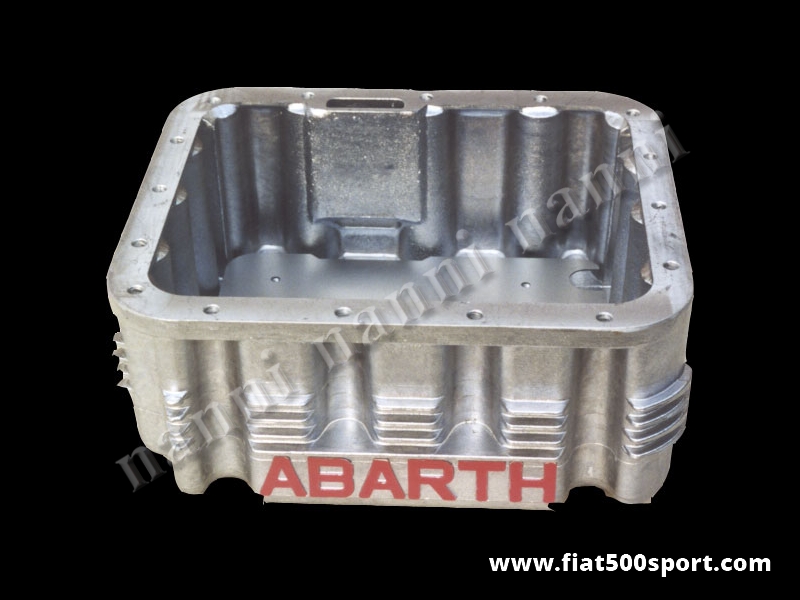 Art. 0275 - Coppa olio Abarth  Fiat 500 Fiat 126 da 4 litri in alluminio. - Coppa olio Abarth Fiat 500 Fiat 126 da 4 litri. Con questa coppa olio occorre acquistare anche gli art.0280 e 0281. E’ predisposta per il montaggio del bulbo della temperatura dell’ olio. Le nostre coppe olio sono tutte impregnate con Loctite per garantire una impermeabilità al 100%.
