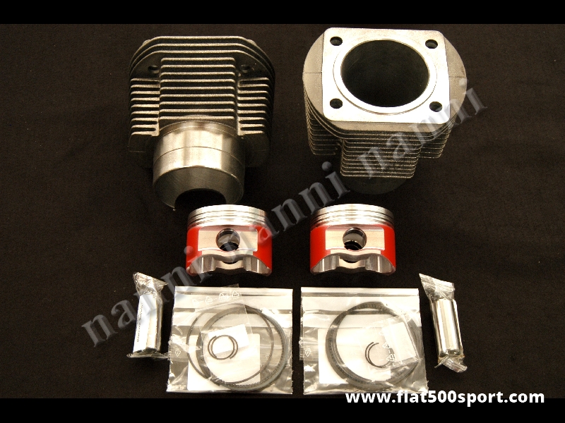 Art. 0317S - Piston liner kit forged Fiat 500 D/F/L and Giardiniera original diam. 67,4. (499 cc.) The pistons are forged with compression height 28 mm. - Piston liner kit forged for Fiat 500 D/F/L and Giardiniera diam 67,4 original 499 cc. The pistons are forged with an compression height 28 mm. This kit require the conrods 130 mm. art. 0293A and the rings art. 0426 because our cylinders don’t require the head gasket.
