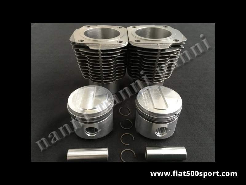 Art. 0318 - Piston liner kit Fiat 500 D F L Fiat Giardiniera diam. 70 mm. ( 540 cc.). - Piston liner kit Fiat 500 D F L Fiat Giardiniera diam. 70 mm. for up-grading to 540 cc. for mounting over the original block case without enlarge the block holes.(2 cilynders and 2 complets pistons). Our cylinders don’t require the head gasket but require our rings article 0426.
