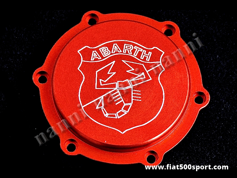 Art. 0453 - Coperchio filtro olio centrifugo Fiat 500 Fiat 126 Abarth - Coperchio con filtro olio centrifugo Fiat 500 Fiat 126 Abarth con anello di tenuta. E’ di colore rosso satinato. Lo stemma Abarth è inciso.
