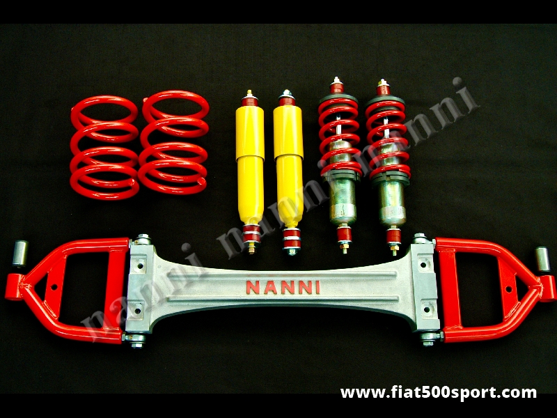 Art. 0479C - Assetto Fiat 500 Fiat 126 completo per uso competizione. - Sospensioni Fiat 500 Fiat 126 complete per uso competizione. Il kit è composto da: 1 tirante in alluminio con bracci oscillanti, 2 ammortizzatori anteriori regolabili con molle dure, 2 ammortizzatori a gas posteriori corti, a doppio effetto (di grossa struttura), 2 molle posteriori a passo variabile alte 17 cm.
