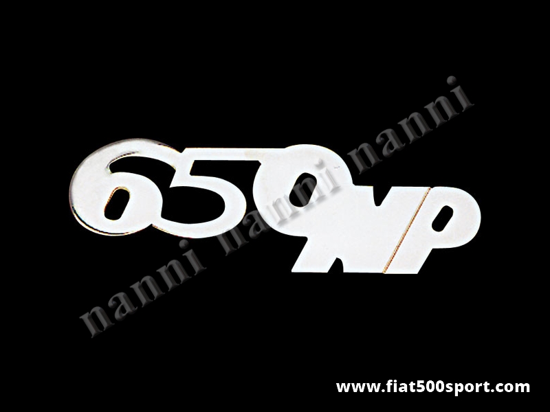 Art. 0574 - Scritta cromata Giannini “650 NP” per cofano motore. - Scritta cromata “650 NP” per cofano motore Giannini. Lunghezza 132 mm.
