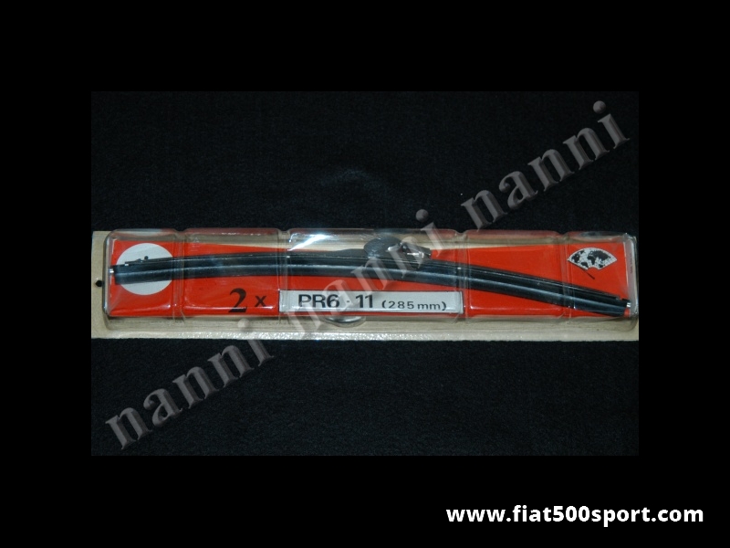 Art. 0824 - Spazzole tergicristallo Fiat 500 F originali Trico con attacco stretto. - Spazzole tergicristallo Fiat 500 F originali Trico con attacco stretto.
