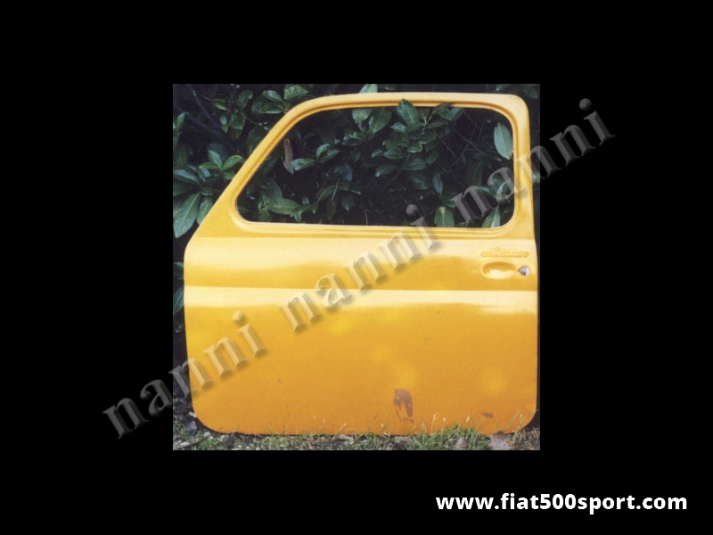Art. 0862 - Porta Fiat 500 F L R destra in resina (tipo originale). Si puo’ usare per le competizioni. - Porta Fiat 500 F L R destra in resina (tipo originale). Verniciabile in qualsiasi colore. Si monta con le cerniere e la serratura originale. QUESTO ARTICOLO NON PUO’ ESSERE SPEDITO IN CONTRASSEGNO.
