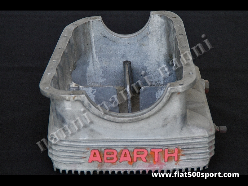 Art. 0921 - Coppa olio ABARTH 850 1000 OT ORIGINALE dell’epoca. - Coppa olio ABARTH 850/1000 OT ORIGINALE dell’epoca. È usata, in ottime condizioni, in lega di magnesio
Art. 0921 - Coppa olio ABARTH 850 1000 OT ORIGINALE dell’epoca. - Coppa olio ABARTH 850/1000 OT ORIGINALE dell’epoca. È usata, in ottime condizioni, in lega di magnesio